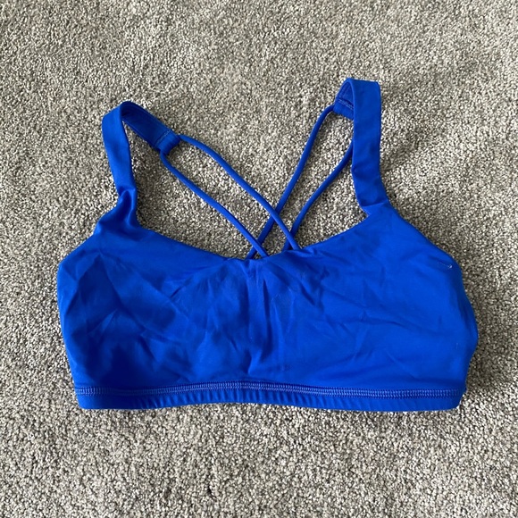 lululemon athletica Tops - Lululemon free to be sports bra